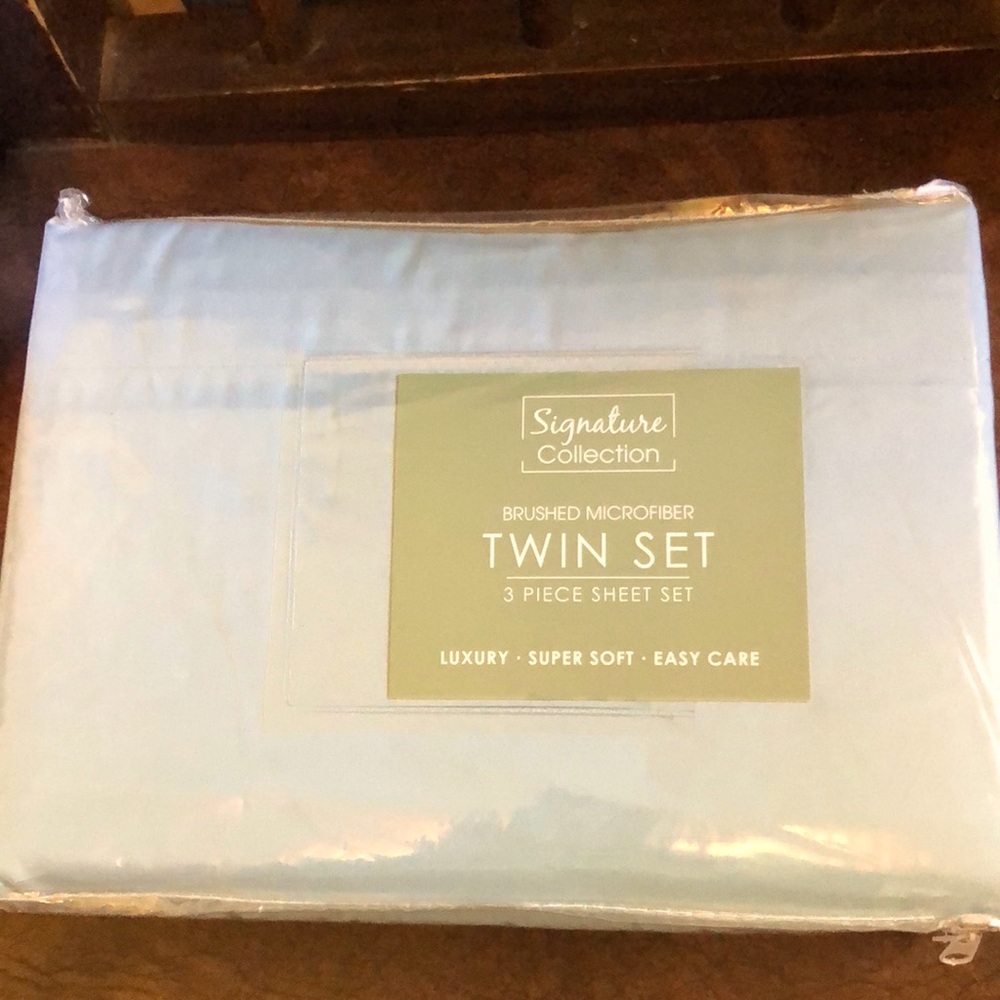 NEW twin set sheets